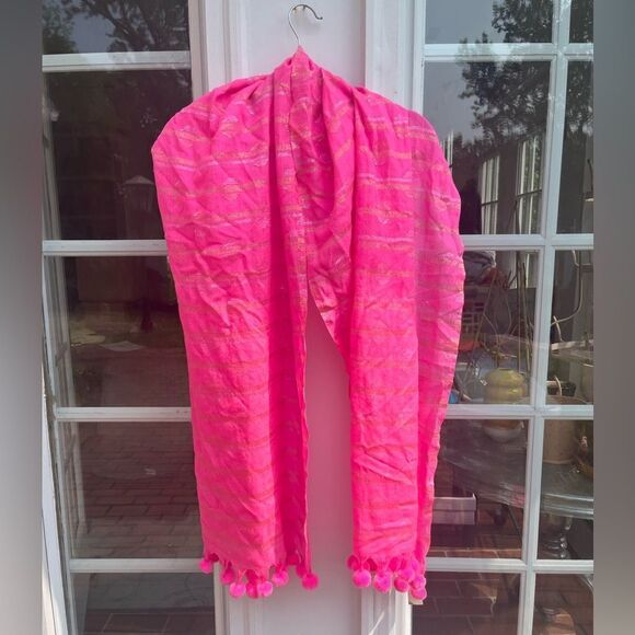 J Crew Hot Pink Metallic Pompom Scarf NWT - Picture 3 of 8